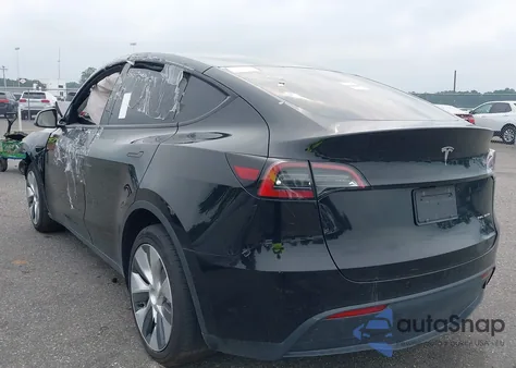 2023 Tesla Model Y Awd/Long Range Dual Motor All-Wheel Drive from USA, damaged, VIN 7SAYGAEE7PF800835